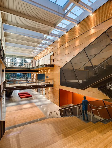 Reed College Performing Arts Building Wins National Usitt Award Opsis