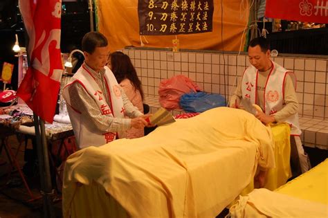 The Most Unusual Massages Around The World Huffpost