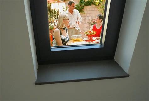Fensterbank werk liefert fensterbretter und fensterbänke aus mdf und holz, wie eiche für den innenbereich. Schiefer Fensterbänke werden als dezentes Raumelement ...