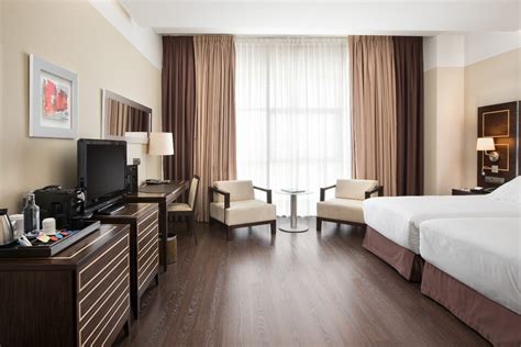 Many travelers enjoy visiting edificio la giralda de badajoz (0.7 miles). NH Gran Hotel Casino De Extremadura, Badajoz - Atrapalo.com
