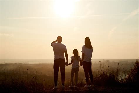 Relaciones Familiares Y Salud Emocional Enric Corbera Institute