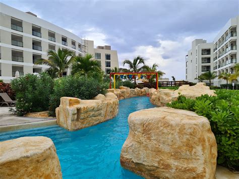Visiting Ocean Coral Spring - One of Jamaica's Most Famous Resorts