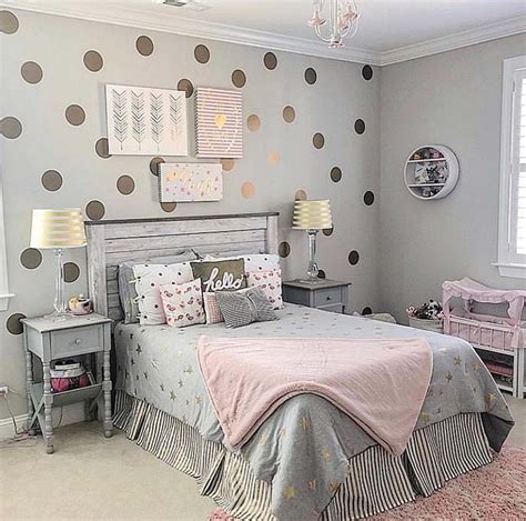 My blog post today is all about how to add another color accent in your home. 17+ Cheap Ways To Decorate a Teenage Girl's Bedroom ...