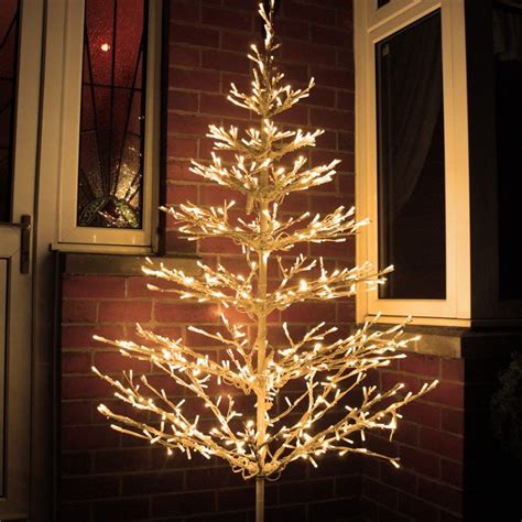 6ft Outdoor Branch Tree With 640 Warm White Leds Led Christmas Lights