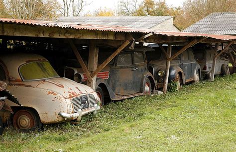 60 Vintage Cars Found In French Farm Garage After 50 Years Are Worth At