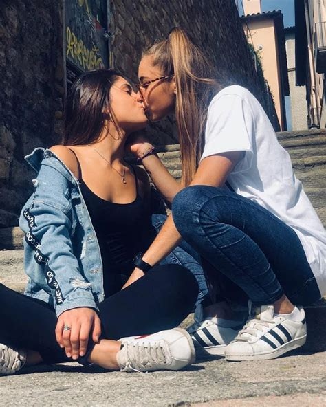 Love With On The A Your Very Women At Here In Your Only Lesbians Pareja De Lesbianas