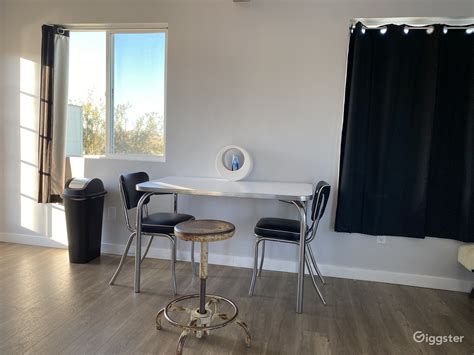 This allowed them to develop a growth curve that they could use to estimate the age of other joshua trees. SPACE AGE JOSHUA TREE | Rent this location on Giggster