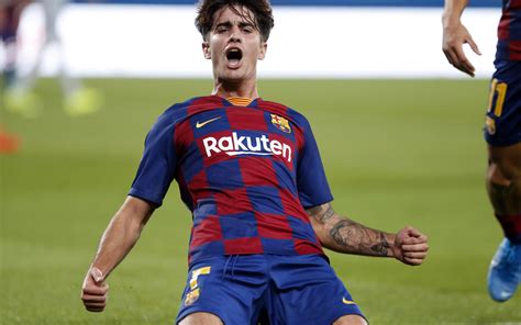 (apr 22, 1999) 5'10 146lbs. Barcelona: jovem do time B faz golaço digno de Lionel ...