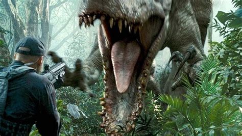 Jurassic Park La Colo Du Crétacé Saison 4 - Jurassic World : Chris Pratt pourchassé par l'Indominus Rex - Vidéo