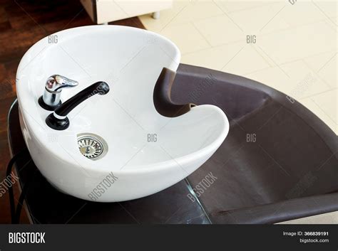 Wash Sink Washing Hair Image And Photo Free Trial Bigstock