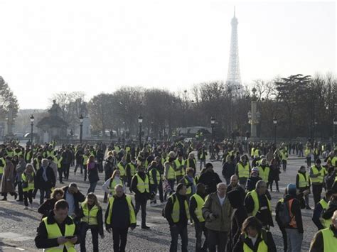 Direct video les forces de l ordre bloquent la manifestation. EN DIRECT - Suivez la manifestation des "gilets jaunes ...