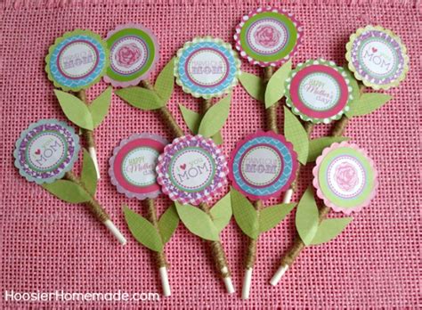 Treat your mum by baking one of our beautiful cakes for mother's day. Mother's Day Cupcake Toppers - Hoosier Homemade