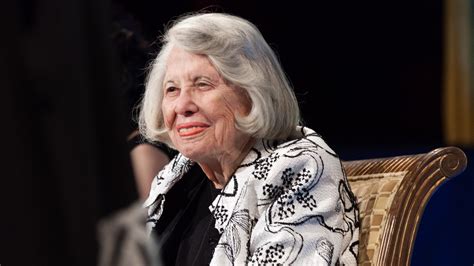 Liz Smith Premier Gossip Columnist Dies At 94 Variety