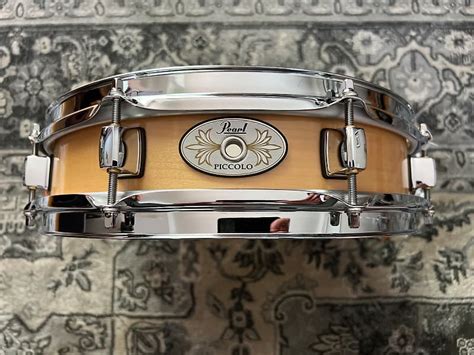 Pearl M1330 13x3 Maple Piccolo Snare Drum Reverb