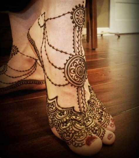 15 Trending Henna Designs For Feet Best Mehendi Designs Beauty