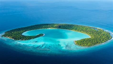 6 Unusual Shaped Islands To Visit Around The World
