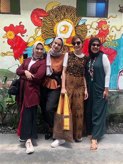 5 Potret Najwa Shihab Dan Tiga Saudara Perempuannya Sama Sama Cantik