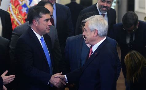 Jun 19, 2021 · este sábado se desarrollaron las elecciones al interior de renovación nacional. Desbordes considera "lamentable y desafortunado ...