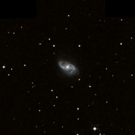 Verifica el encuadre de galaxia espiral ngc 2683 usando distintos instrumentos: The galaxy NGC 2608 - In-The-Sky.org