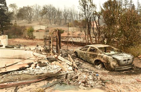 Live Deadly Carr Fire Burns In California