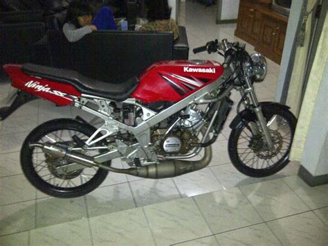 Dimana aksesoris ini bertujuan untuk lebih membuat tampilan stiker mobil keren serta kenyamanan dalam berkendara lebih nyaman lagi. Gambar Motor Klx Warna Merah : Selain artikel persamaan ...