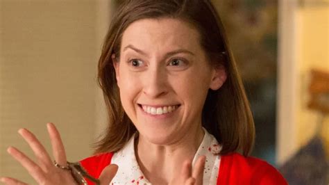The Middle What Happened With The Sue Heck Spinoff Series Cinemablend