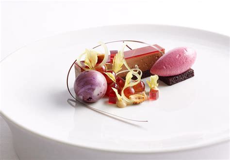 The most common fine dining dessert material is porcelain & ceramic. Today's Menus | Thomas Keller Restaurant Group