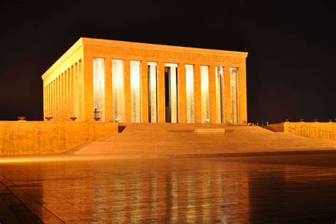 İsmet i̇nönü'nün mezar ve sergi salonu. Anıtkabir hakkında daha önce duymadığınız ilginç bilgiler ...