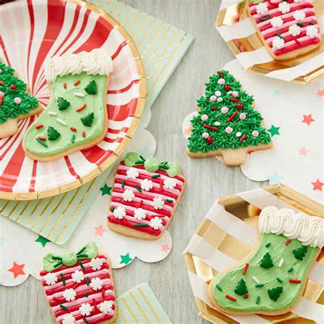 440g (15.52 ounces) or 2 cups butter roughly chopped 430g (15.17 cookie icing frosting recipe: Soft Frosted Christmas Sugar Cookies | Wilton