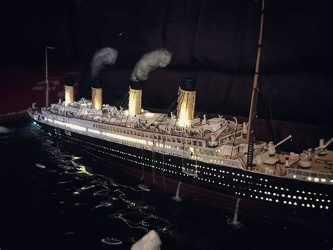 Titanic Sinking Diorama Titanic Ship Titanic Model Scale Model Ships