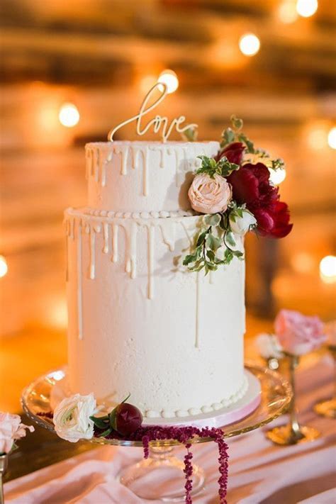 30 Mouthwatering Drip Wedding Cakes You Cant Resist Winter Wedding
