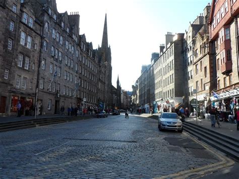 Old town Edinburgh | Old town edinburgh, Old town, Street view