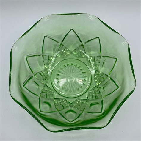 Vintage Hazel Atlas Glass Diamond Arches Uranium Glass Bowl Etsy
