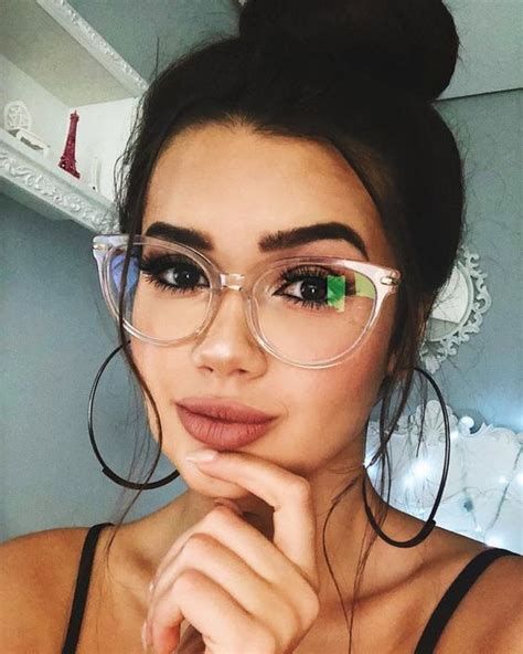 25 Casual Glasses Ideas That Will Match Any Outfit Styleoholic