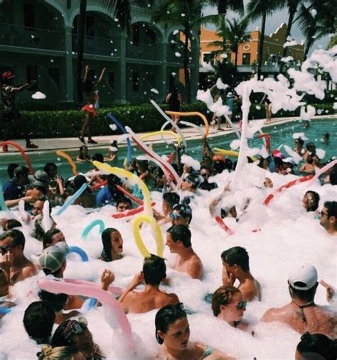 gallery girlfeed vsco in 2020 pool party summer vibes friends