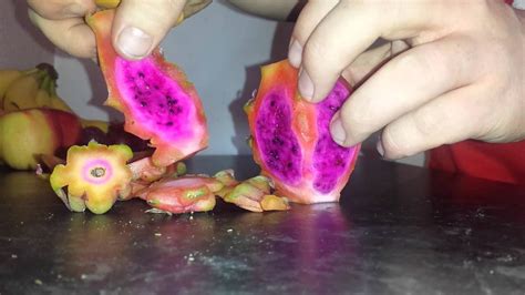 How To Prepare And Eat Dragon Fruit Youtube