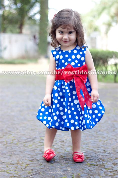 Que tal um dvd ou cd personalizado com o nome e rostinho do seu filho, ele vai adorar. Vestido Galinha Pintadinha Baby no Elo7 | AnaGiovanna Vestidos Infantis (362618)