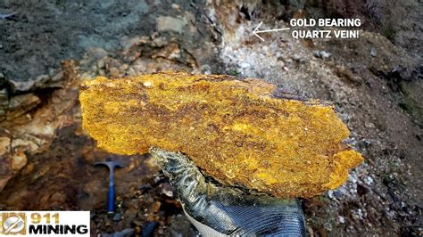 Crushing And Panning A Deteriorated Gold Bearing Quartz Vein Youtube