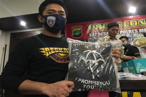 Check spelling or type a new query. Polisi Beberkan Kunci Pengungkapan Serangkaian Aksi ...