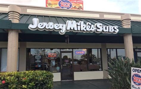 Jersey mike's subs is a casual dining restaurant. 17 Restaurants That Give Out Free Birthday Food - Part 4