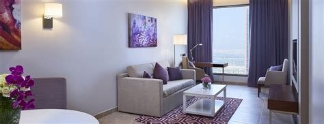 one bedroom deluxe suite mercure dubai barsha heights hotel