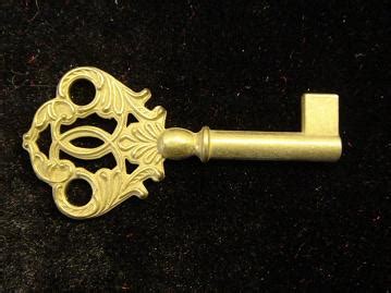 Pipe Keys | Thomas Locks