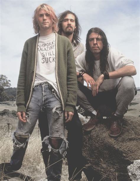 Grunge Style Basics: How to Rock 90s Grunge Fashion ... 90s fashion for men 30 best 1990 s themed grunge style basics how to rock 90s grunge fashion.