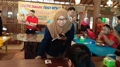 Ayam bakar pak'D - YouTube