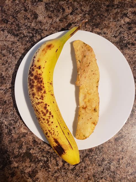 Download fried banana images and photos. Extra large fry, Banana for scale : BananasForScale