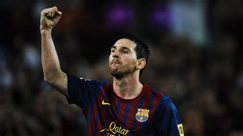 short biography of famous soccer player lionel messi ~ football the history