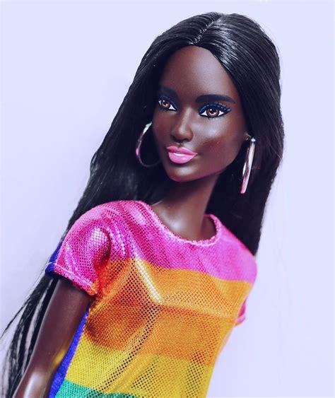Pin By Olga Vasilevskay On Barbie Dolls Fashionistas 3 African American Beauty Black Barbie