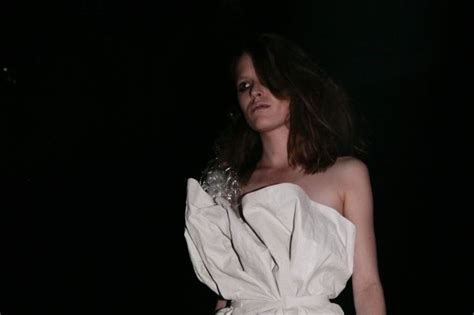 Explore tweets of hot tik tok @hottiktokers on twitter. Maison Martin Margiela Womenswear S/S10 Womenswear | Dazed