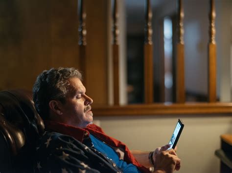 Troll Face Crying Behind Mask | Dlhumourd