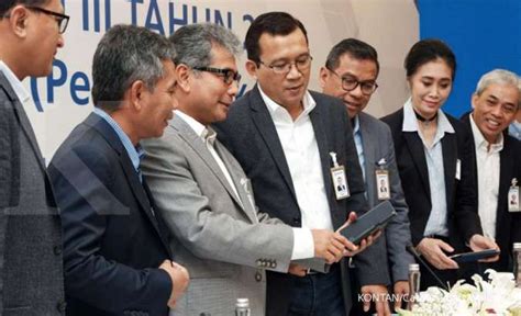 Bank koperasi islam terbesar di malaysia, bank rakyat mengumumkan dividen tunai sebanyak 15 peratus, berjumlah rm450 juta. Saham BBRI hasilkan gain 20% setahun, ini PER dan PBV-nya